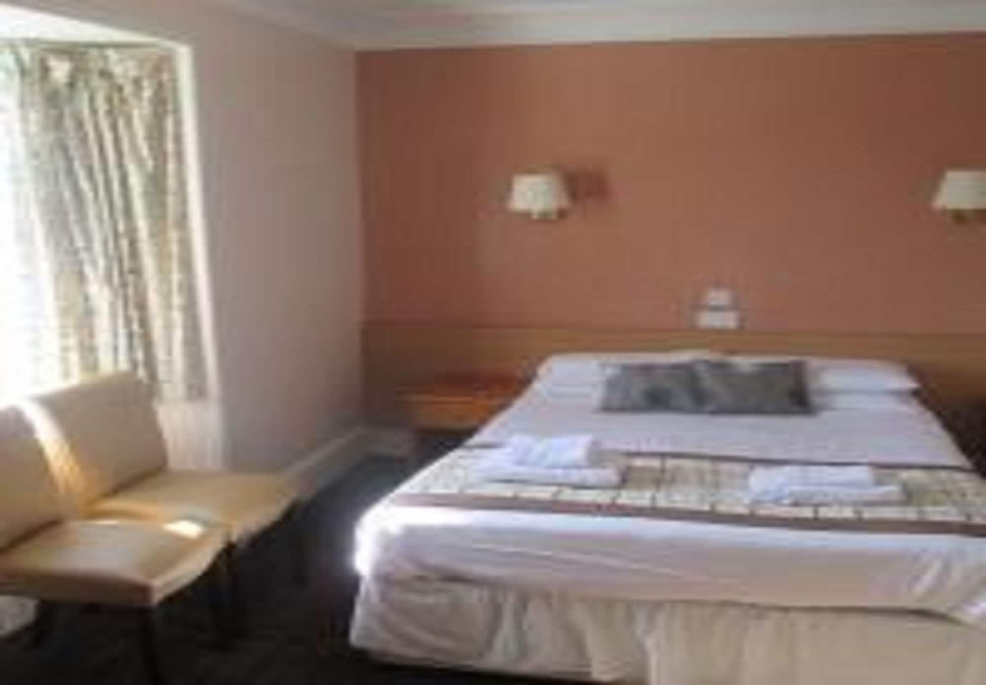 Caledonian Hotel 'A Bespoke Hotel' Ullapool Esterno foto