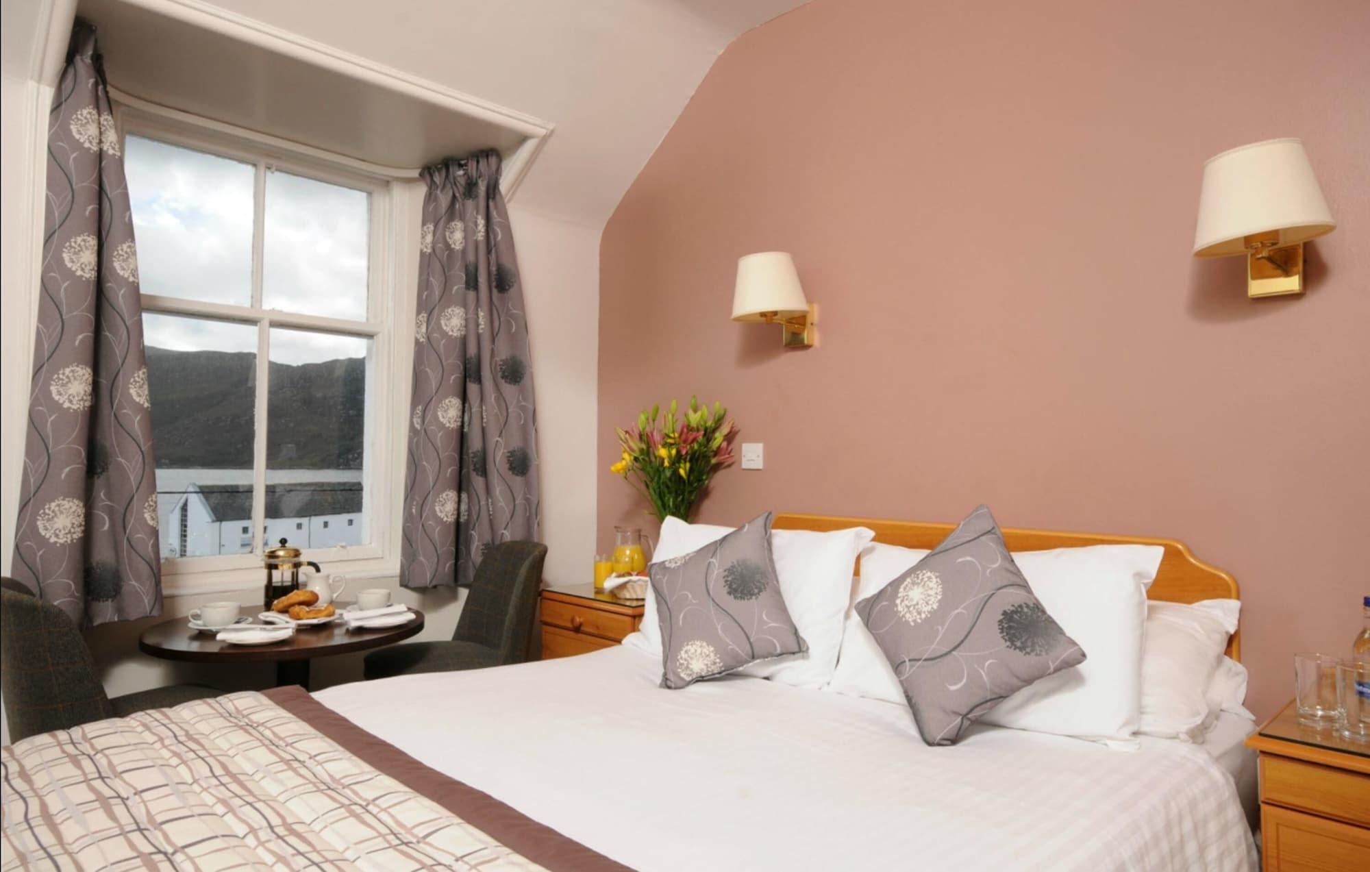 Caledonian Hotel 'A Bespoke Hotel' Ullapool Esterno foto