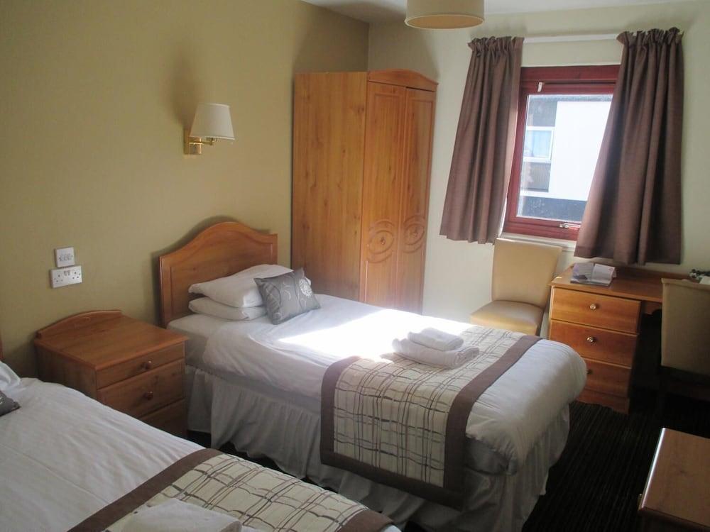 Caledonian Hotel 'A Bespoke Hotel' Ullapool Esterno foto