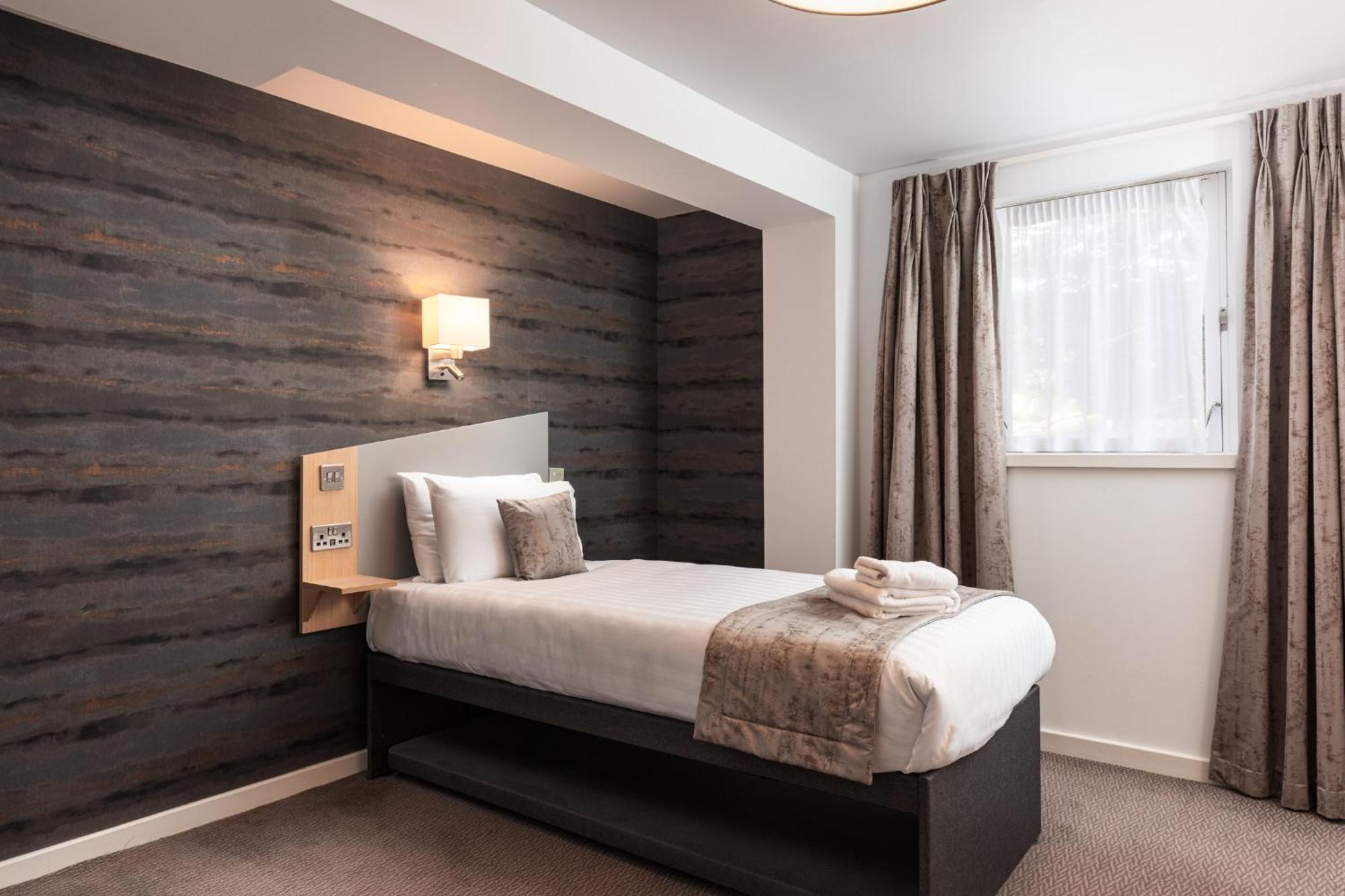 Caledonian Hotel 'A Bespoke Hotel' Ullapool Esterno foto
