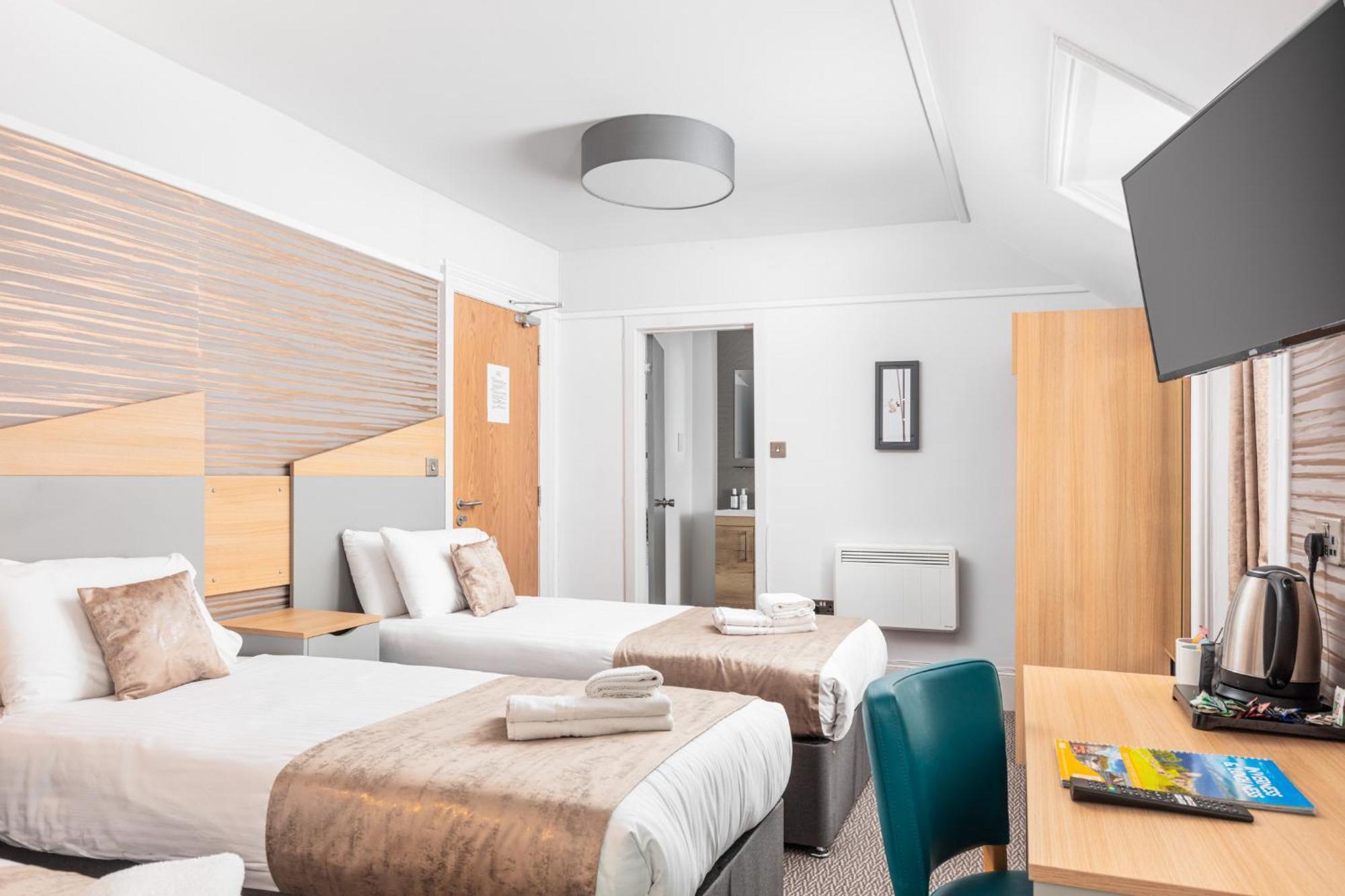 Caledonian Hotel 'A Bespoke Hotel' Ullapool Esterno foto
